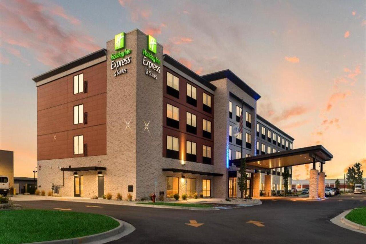 Holiday Inn Express & Suites Racine By Ihg Exterior foto